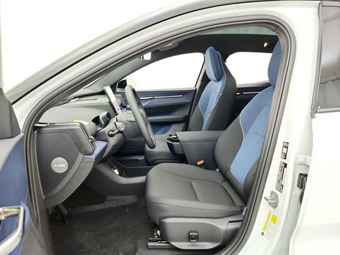 New 2026 Volvo EX30 Ultra w/ Protection Package Premier AWD/4WD image 17