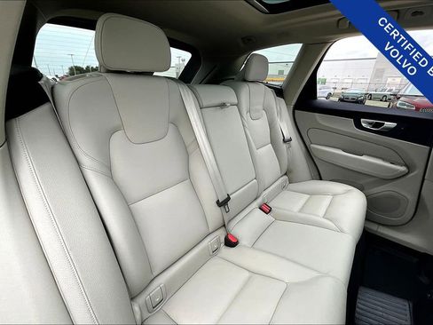 Used 2024 Volvo XC60 T8 Plus w/ Protection Package Premier image 35