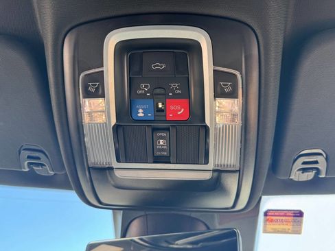 Used 2024 RAM 1500 Limited image 63