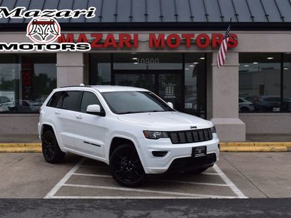 Used 2018 Jeep Grand Cherokee Altitude