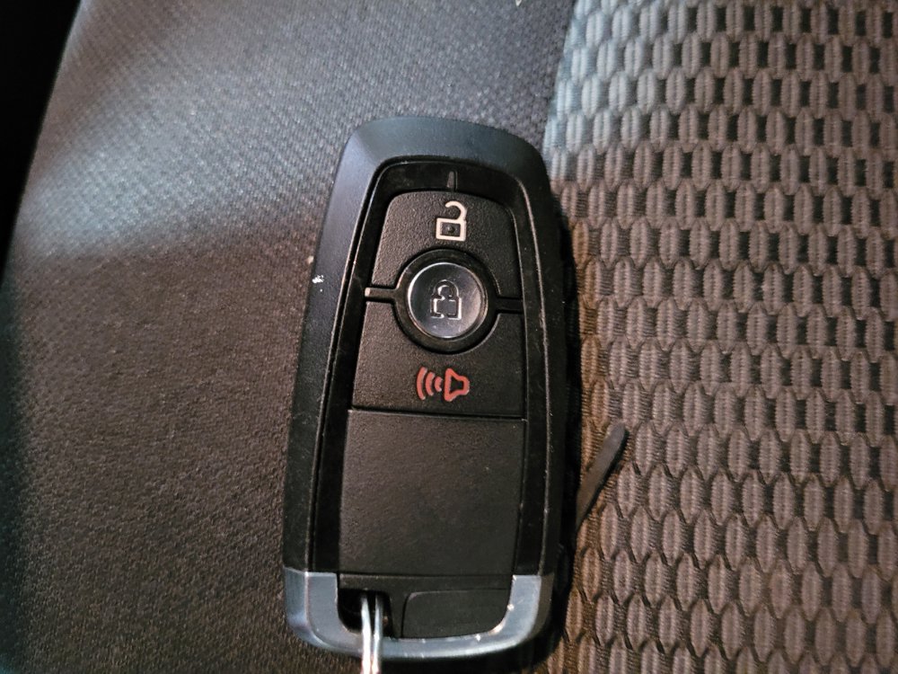Used 2019 Ford Explorer XLT FWD image 32