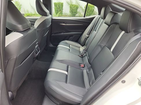 Used 2025 Toyota Camry SE FWD image 10