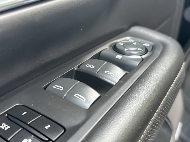 Certified 2024 GMC Yukon SLT RWD image 22