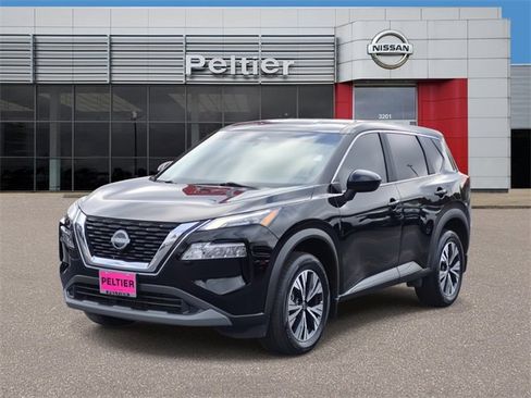 Used 2023 Nissan Rogue SV image 3