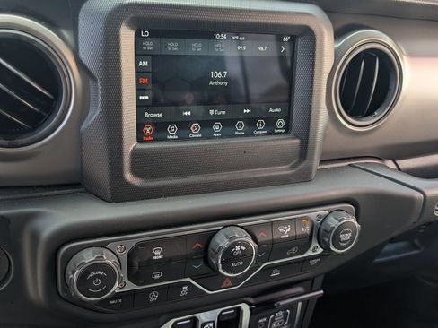 Used 2022 Jeep Wrangler Unlimited Sport S image 20