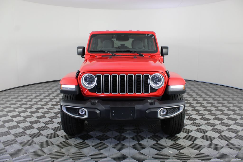 Used 2025 Jeep Wrangler Unlimited Sahara AWD/4WD image 25