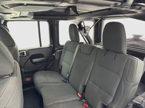 Used 2021 Jeep Wrangler Unlimited Sport AWD/4WD image 35