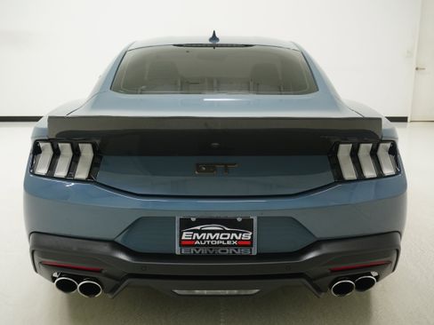 Used 2024 Ford Mustang GT RWD image 5