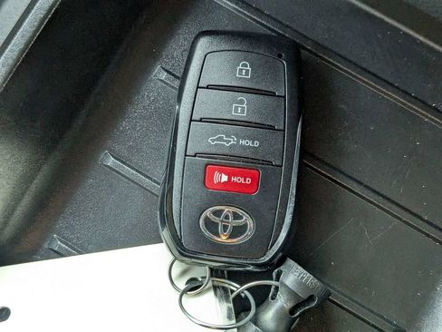 Used 2025 Toyota Tundra SR w/ SR Tow Package image 32