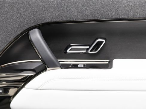 Used 2023 Land Rover Range Rover Sport SE image 56