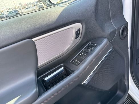 Used 2025 Ford Expedition Active image 14