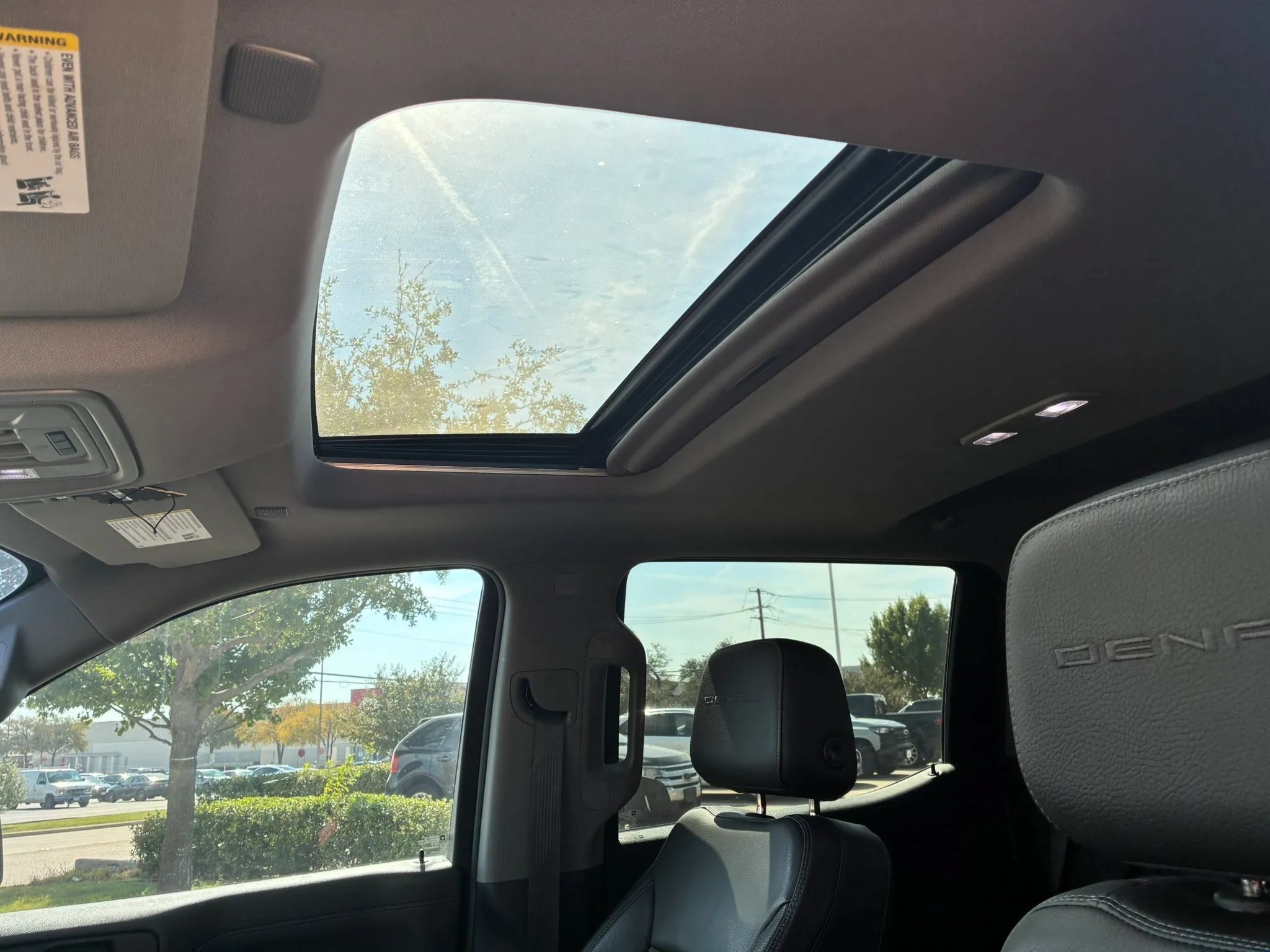 Used 2019 GMC Sierra 1500 Denali w/ Denali Ultimate Package AWD/4WD image 12
