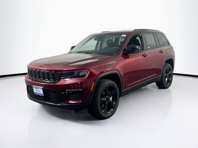 Used 2023 Jeep Grand Cherokee Limited w/ Black Appearance Package