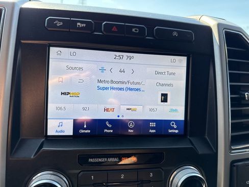 Used 2020 Ford F150 Lariat w/ Equipment Group 502A Luxury image 28