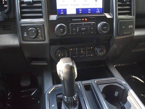 Used 2020 Ford F150 XLT w/ Equipment Group 302A Luxury AWD/4WD image 31