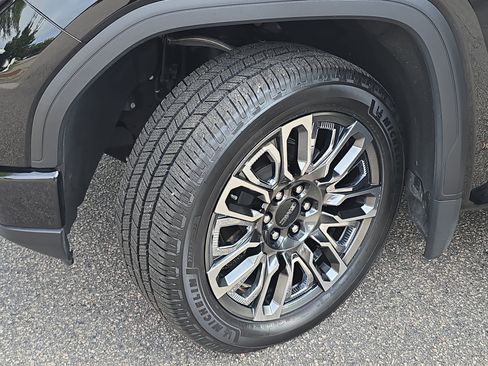 Used 2024 GMC Sierra 1500 Denali Ultimate AWD/4WD image 32