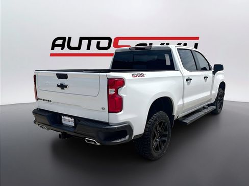 Used 2025 Chevrolet Silverado 1500 LT Trail Boss w/ Convenience Package II AWD/4WD image 7
