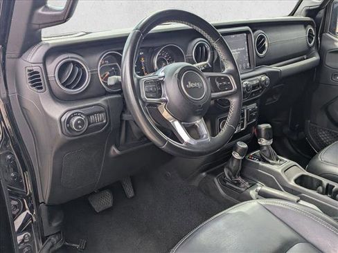 Used 2020 Jeep Gladiator Overland w/ Popular Equipment Package AWD/4WD image 9