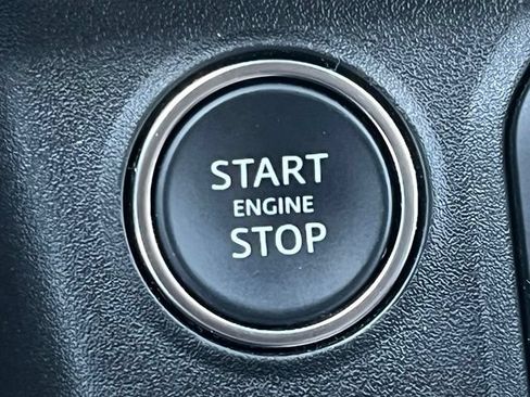 Used 2025 Land Rover Defender 110 S AWD/4WD image 17