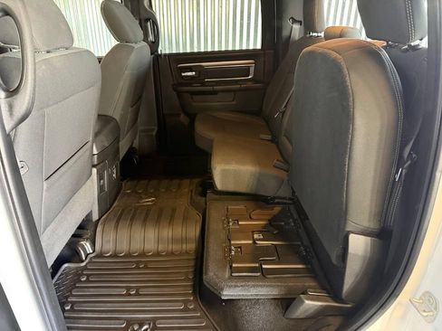 Used 2021 RAM 1500 Classic Warlock AWD/4WD image 16