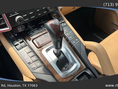 Used 2018 Porsche Cayenne AWD/4WD image 51