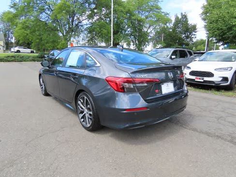 Used 2024 Honda Civic Touring image 4