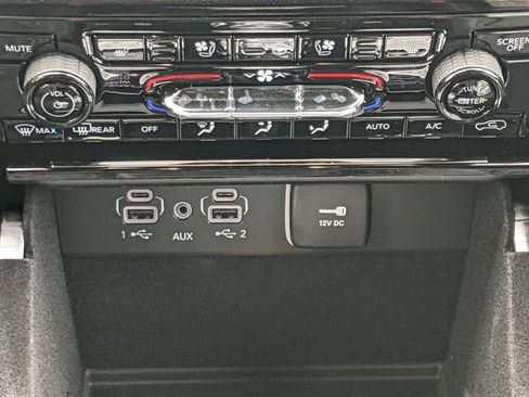 New 2025 Jeep Grand Cherokee L Overland AWD/4WD image 13