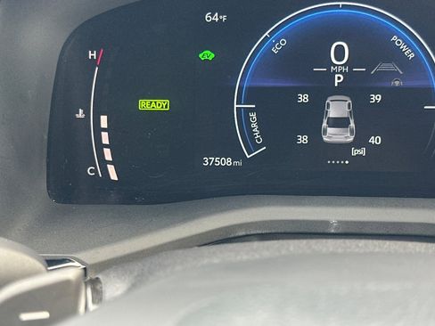 Certified 2025 Toyota Camry SE image 31