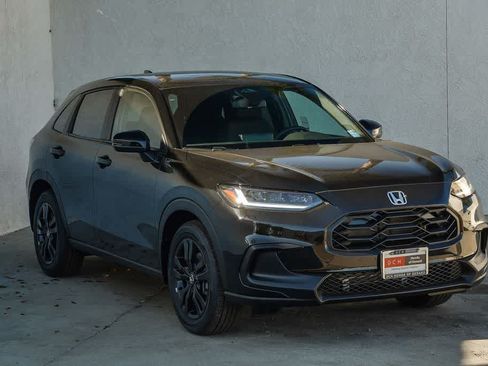 New 2027 Honda HR-V Sport image 3