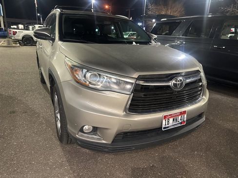 Used 2015 Toyota Highlander Limited image 1