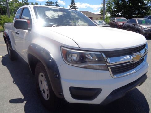 Used 2018 Chevrolet Colorado W/T w/ WT Convenience Package AWD/4WD image 15