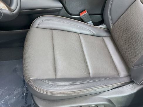 Used 2024 Chevrolet Tahoe High Country image 21