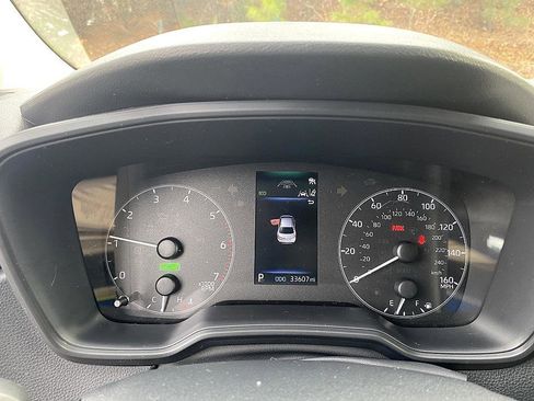 Certified 2024 Toyota Corolla LE image 22