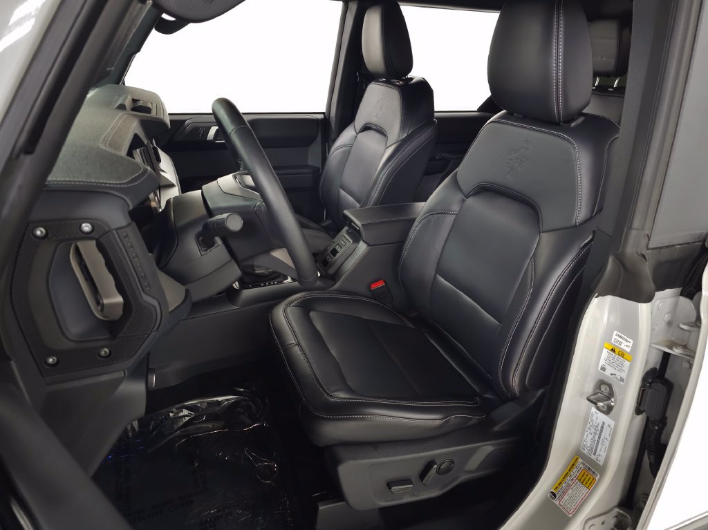 Used 2026 Ford Bronco Outer Banks AWD/4WD image 17