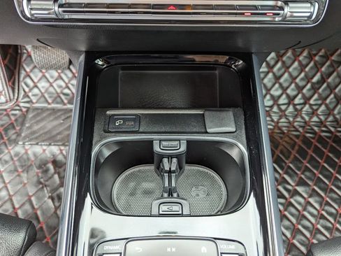 Used 2021 Mercedes-Benz GLA 250 4MATIC image 25
