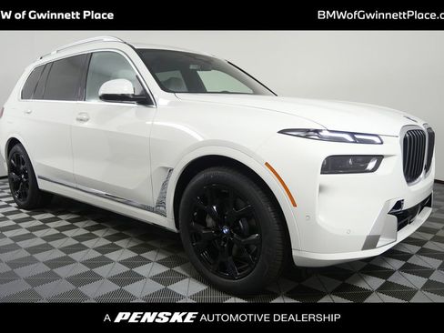Used 2026 BMW X7 xDrive40i image 1