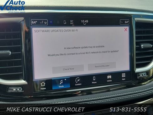 Used 2023 Chrysler Pacifica Touring-L FWD image 18