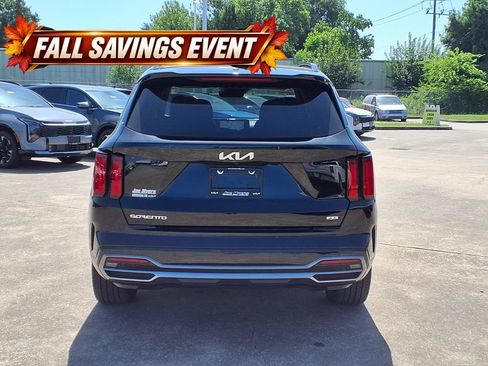 Used 2023 Kia Sorento SX AWD/4WD image 8