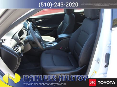 Used 2024 Chevrolet Malibu LT FWD image 12