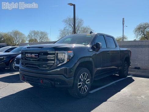 Used 2023 GMC Sierra 1500 AT4 w/ AT4 Premium Package image 2