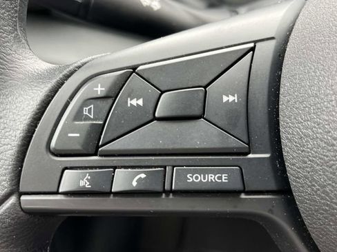 Certified 2025 Nissan Kicks Play S FWD image 28