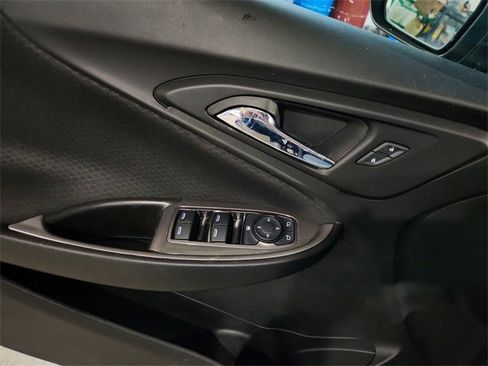 Used 2022 Chevrolet Malibu RS image 17