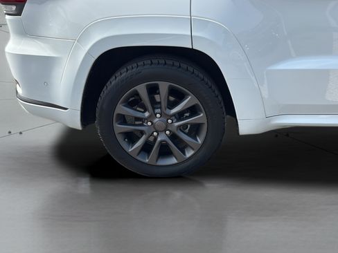 Used 2018 Jeep Grand Cherokee High Altitude AWD/4WD image 35
