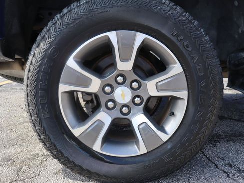 Used 2017 Chevrolet Colorado Z71 AWD/4WD image 28