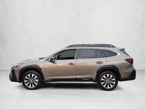 Used 2023 Subaru Outback Limited AWD/4WD image 8