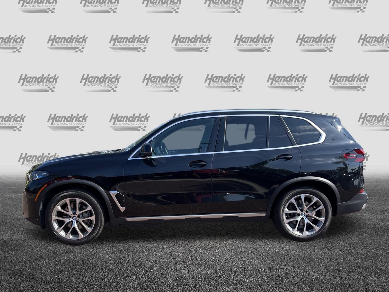 Used 2024 BMW X5 sDrive40i w/ Premium Package RWD image 7