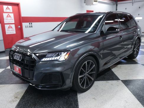Used 2020 Audi SQ7 Prestige w/ Prestige Package image 5