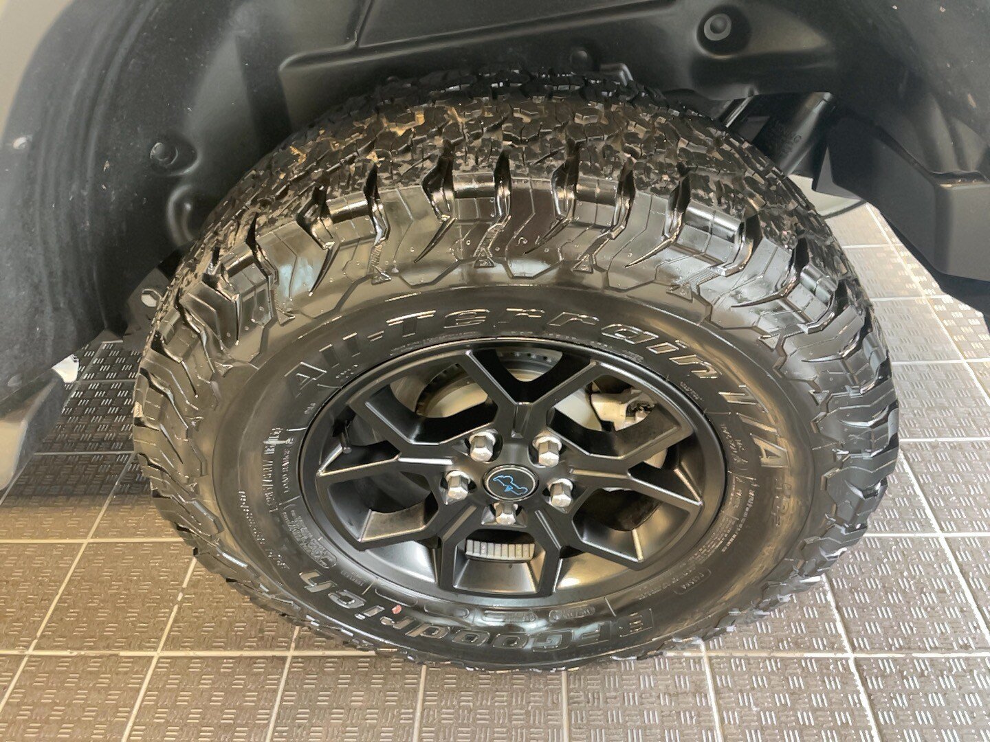 Used 2024 Jeep Wrangler Unlimited AWD/4WD image 5
