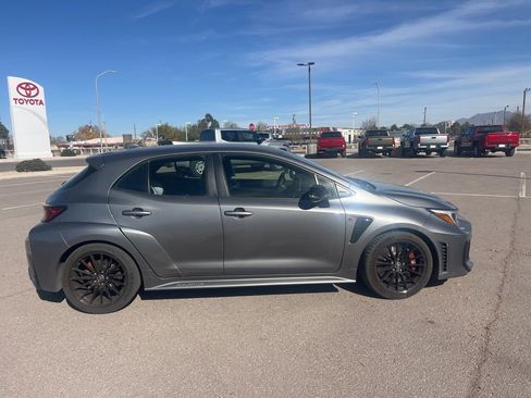 Used 2025 Toyota Corolla Premium image 2