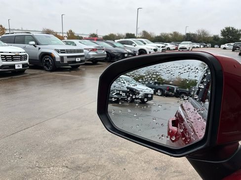 Used 2025 Hyundai Santa Fe SEL image 19